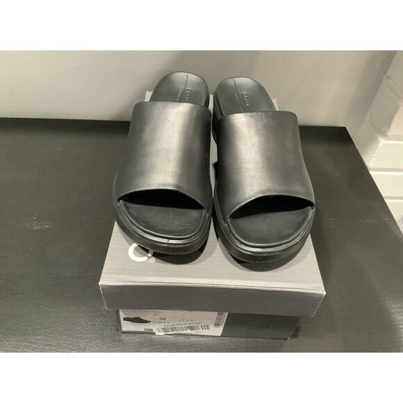 Ecco Flowt Black Leather Wedge Slides Size 7-7.5M / NWB - Picture 1 of 5